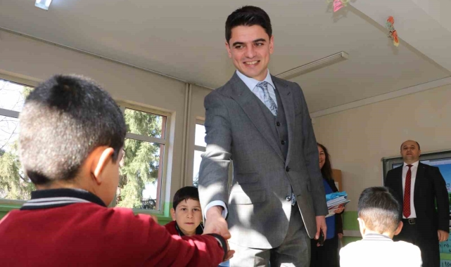 Kaymakam Kartal: "Ülkemizin bilinçli, çalışkan ve vatanına bağlı gençlere ihtiyacı var"