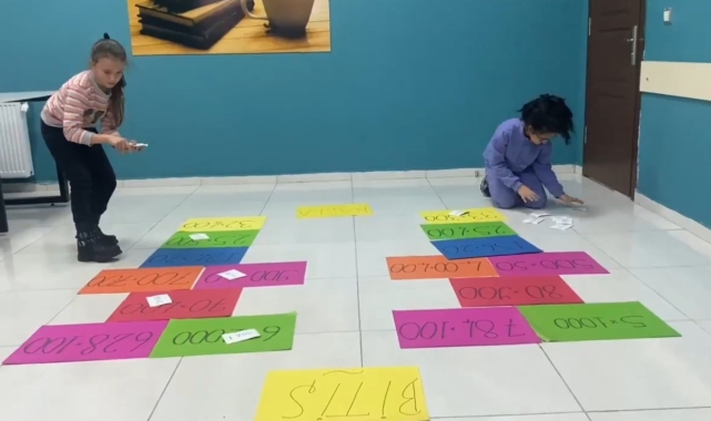 KAYMEK'te çocuklar matematikle hem eğleniyor hem öğreniyor