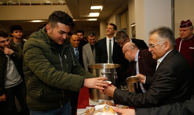 Kayseri Büyükşehir Belediyesi, 2024'te 13 bin 500 aileye gıda yardımı yaptı