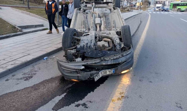Kaza yapmamak için manevra yaptı, araç takla attı