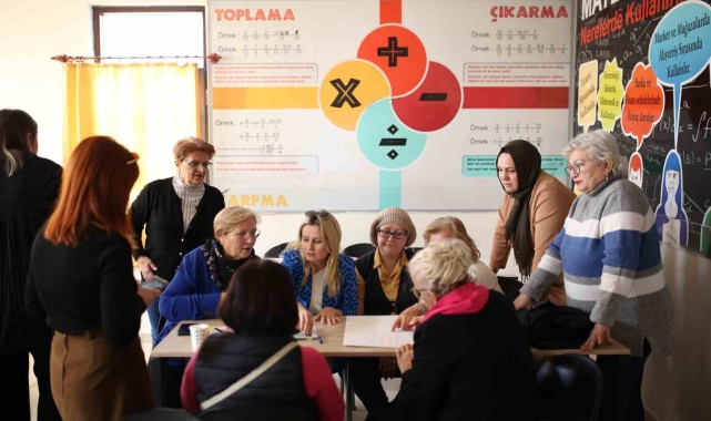 Kepez'den kadınlara güvenli internet eğitimi