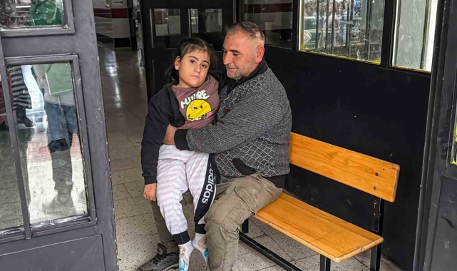 Kırk yıl kölesi olunacak öğretmenlerin akülü sandalye hediyesi, engelli öğrenciyi sınıfına kavuşturdu