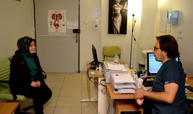 Kırkağaç'ta ilk kez idrar kaçırma ameliyatı yapıldı