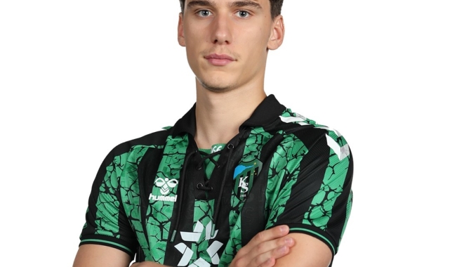 Kocaelispor genç stoperi Haşim Arda'yı Belediye Derincespor'a kiralık verdi