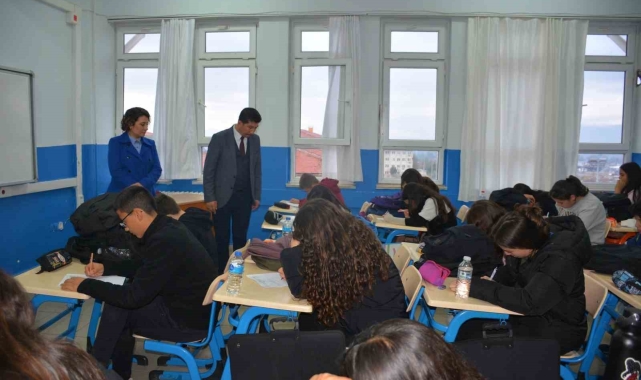 Köyceğiz'de Türkiye geneli ortak sınavlar yapıldı