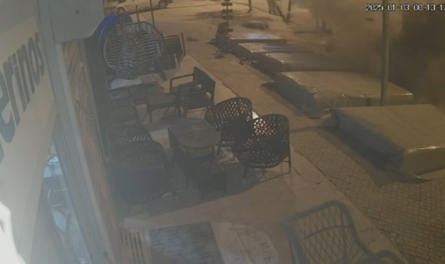 Kozan'da 2 kişinin yaralandığı kaza güvenlik kamerasında