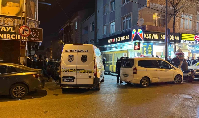 Küçükçekmece'de çay ocağına bomba atıldı