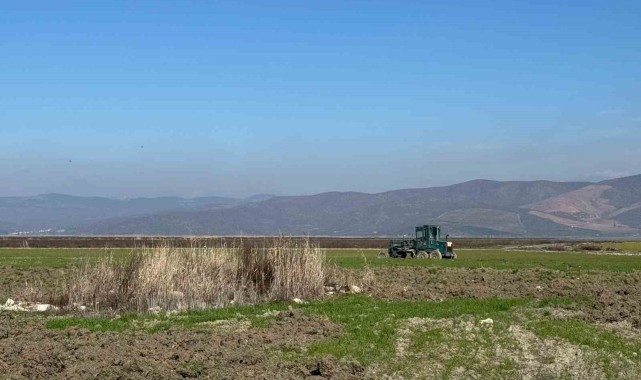 Kuruyan Marmara Gölü'ndeki arazi işgallerine taviz yok