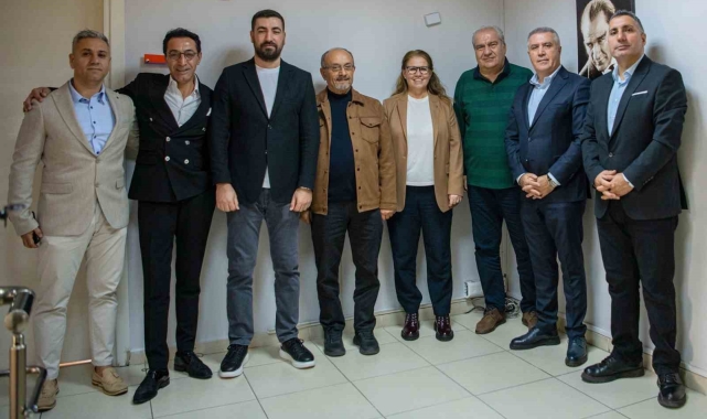 Kuşadası Belediyesi'nin şirketinde bayrak değişimi