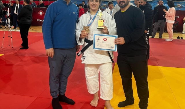 Manisalı işitme engelli sporcu Türkiye şampiyonu