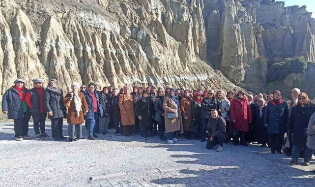 Manisalı kadınlar Kula'yı gezdi