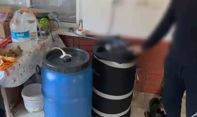 Marmaris'te 400 litre kaçak rakı ele geçirildi
