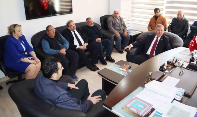 Milletvekili Özdağ gazeteciyi azarladı: "Siz gazeteci misiniz"
