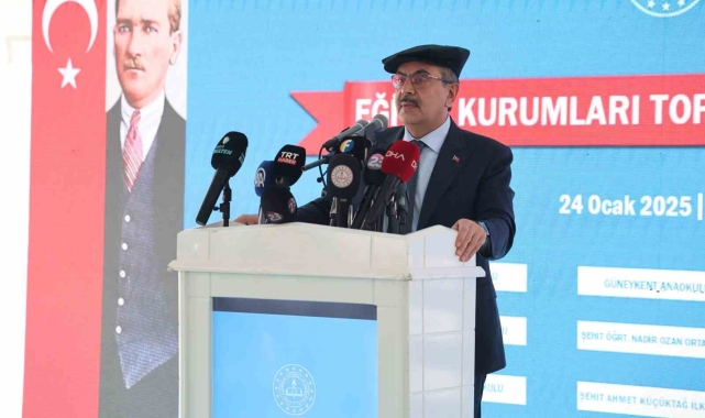 Milli Eğitim Bakanı Tekin: "Gerek fiziki kalite itibariyle gerekse de teknolojik altyapısı itibariyle dünyada gerçekten örnek gösterilen bir ülkeyiz"