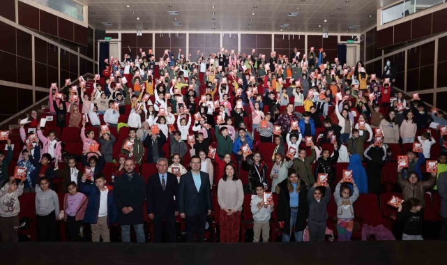Minik okurlar "Biri Şu Sayıları Toplasın" ile matematiği sevdi