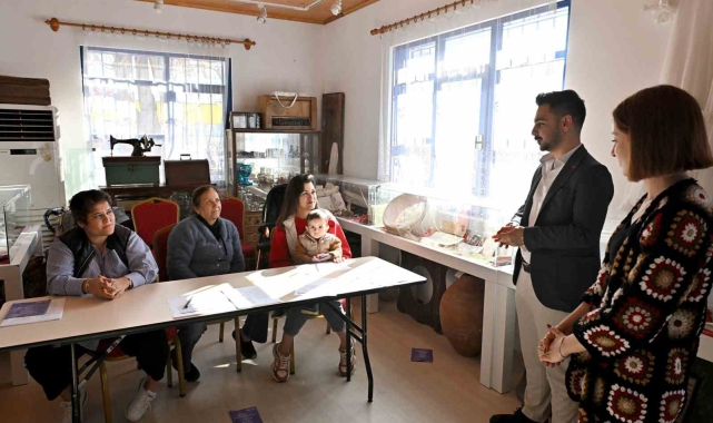 Muratpaşa'dan geleceğin anne babalarına 'Ebeveyn Atölyesi'