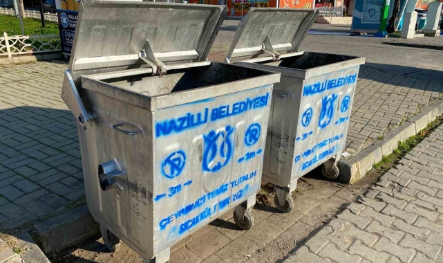 Nazilli'de çöp konteynerleri bakıma alındı