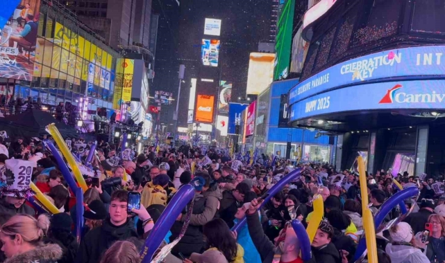 New York'ta yeni yıl coşkuyla karşılandı