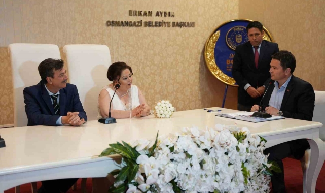 Osmangazi'de 1 yılda 6 bin 636 nikah kıyıldı