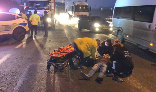 Otomobille çarpışan motosikletli ağır yaralandı