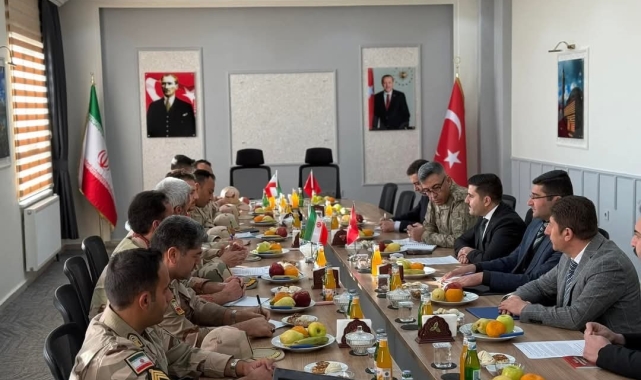 Özalp'te sınır güvenlik toplantısı yapıldı
