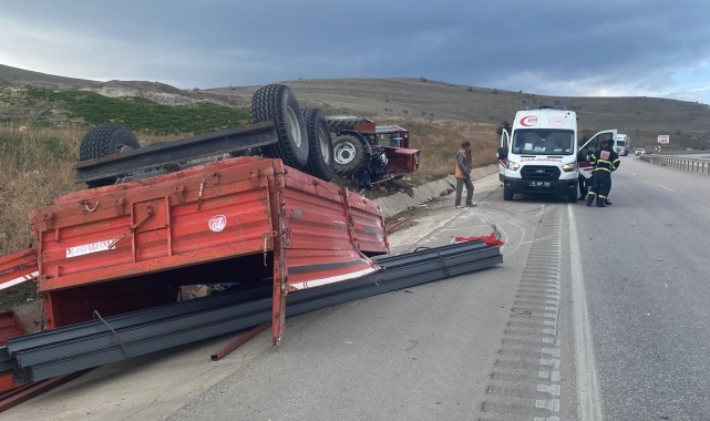 Parçalanan traktörden sağ kurtuldu