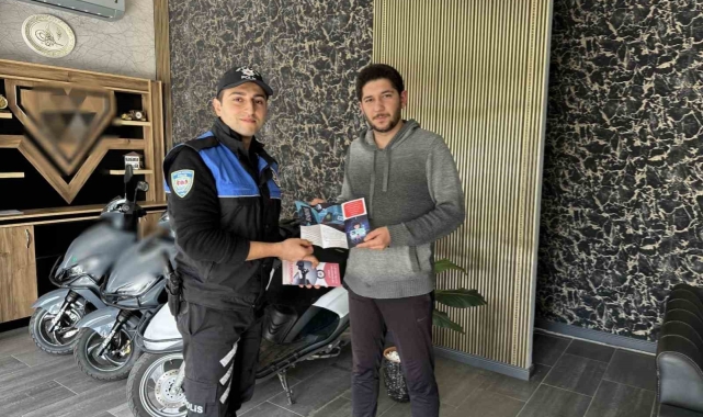 Polisten vatandaşlara 'suçtan korunma' eğitimi