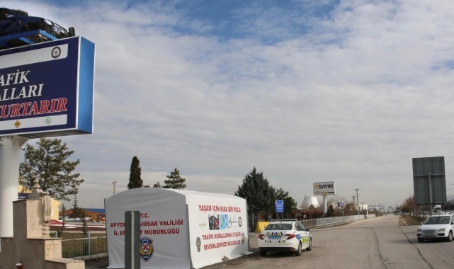 Polisten 'Yaşam Tüneli'nde uygulamalı eğitim