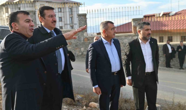 Pütürge'de halk buluşması ve proje incelemeleri