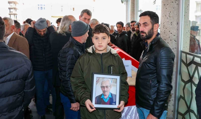 Rizeli Kıbrıs Gazisi son yolculuğuna uğurlandı