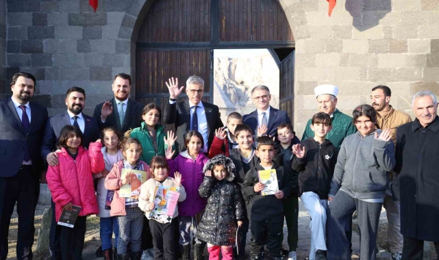 Sağlık Bakanı Memişoğlu: "Van'ımıza 800 yataklı bir şehir hastanesi kazandıracağız"