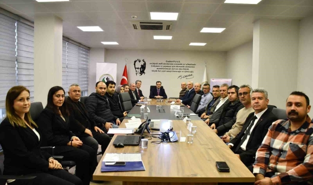 Salihli'de 'Sözleşmeli Tarımsal Üretim' toplantısı yapıldı