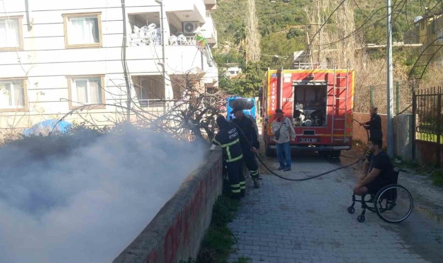 Samandağ'da bahçe yangını