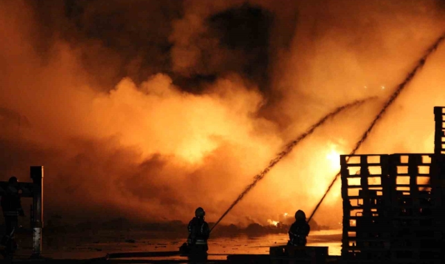 Sanayinin kalbi Kocaeli'de yangınlara 6 dakika 55 saniyede müdahale