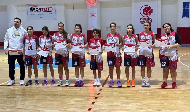 SANKO Okulları basketbolda şampiyon oldu