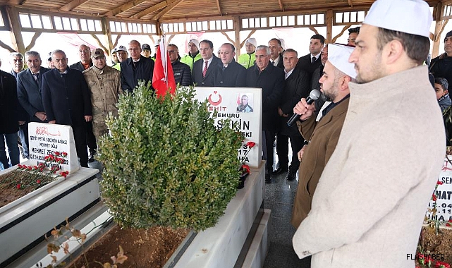 Şehit Fethi Sekin kabri başında anıldı