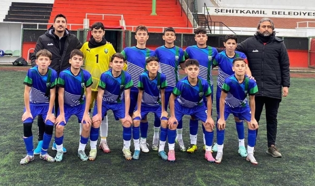 Şehitkamil Belediyespor'un gençleri namağlup