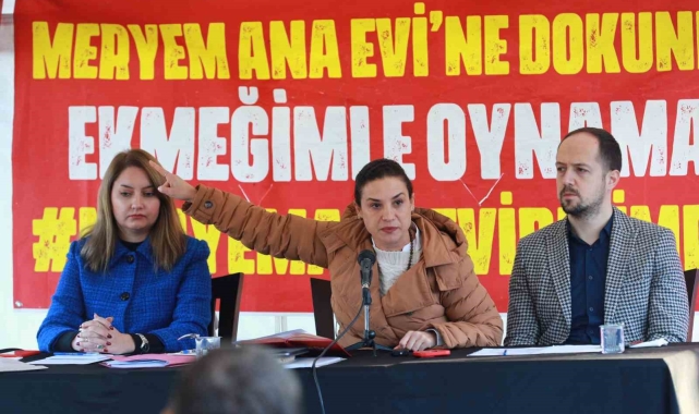 Selçuk Belediye Meclisi Meryem Ana Evi nöbet alanında yapıldı