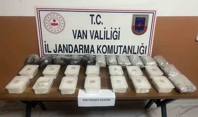 Sınırda 21 kilo uyuşturucu ele geçirildi