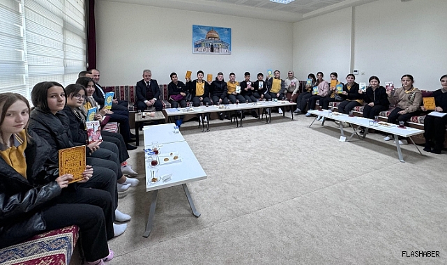 Sinop'ta “Gönüllü Kitap Kurtları” projesi başlatıldı