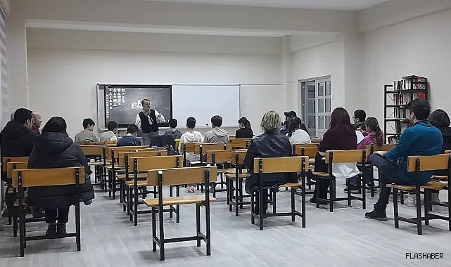 Sinop’ta öğrenciler ve akademisyenler bir araya geldi