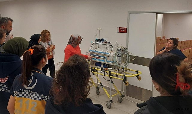 Sinop'ta sağlık personeline "Yenidoğan Küvöz Ventilatör Kullanımı" eğitimi