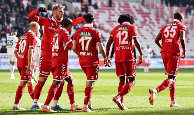 Sivasspor 3 puan hasretine son vermek istiyor