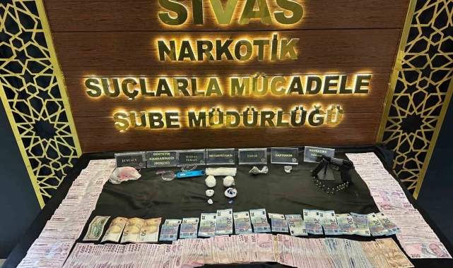Sivas'ta uyuşturucu operasyonuna 3 tutuklama