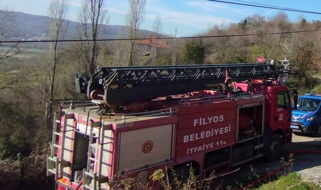 Soba evin çatısını yaktı