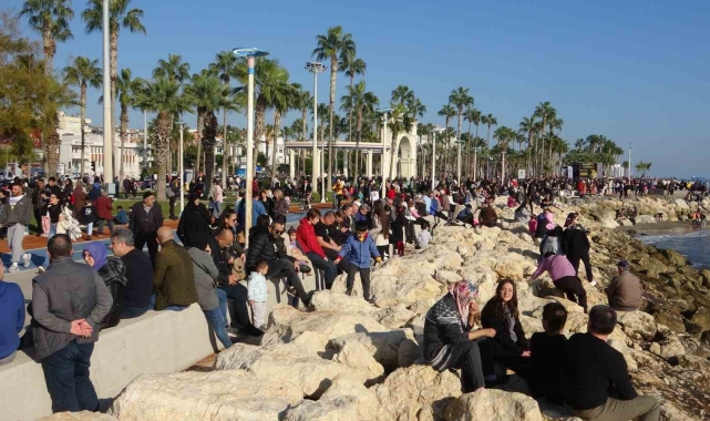 SOLOTÜRK, Mersin'de prova uçuşu yaptı