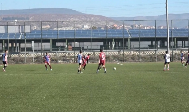 Sömestr tatilinde minik futbolcular için heyecan dolu bir turnuva düzenlendi