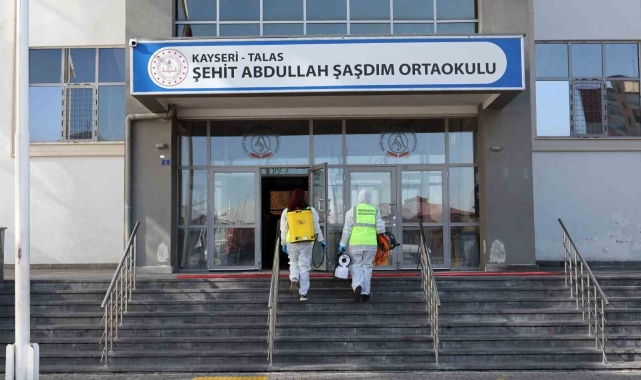 Talas'ta okullara yarıyıl temizliği