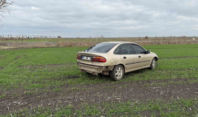 Tekirdağ'da otomobil tarlaya uçtu: 1 yaralı