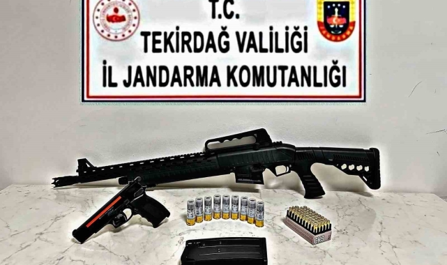 Tekirdağ'da silah ve uyuşturucu madde ele geçirildi